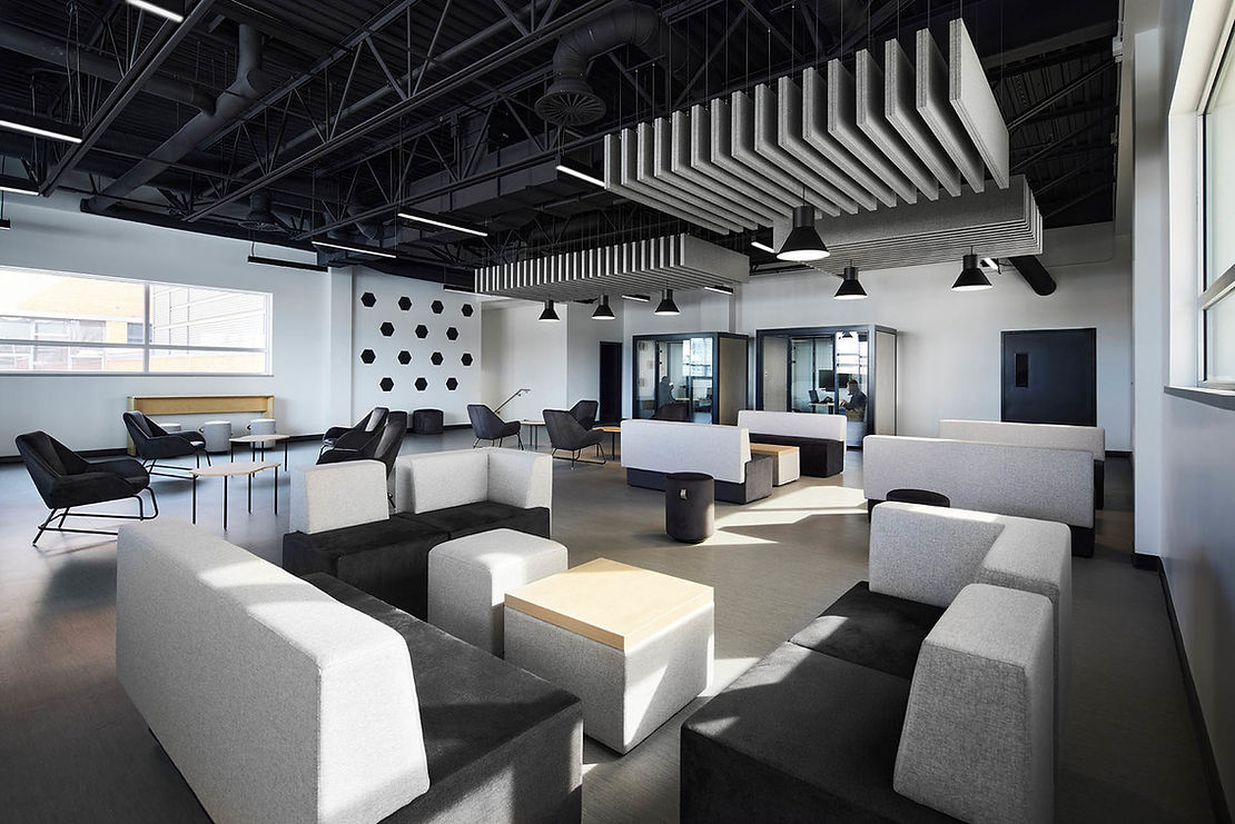 Espace de travail moderne avec mobilier ergonomique et confortable pour bureau professionnel
